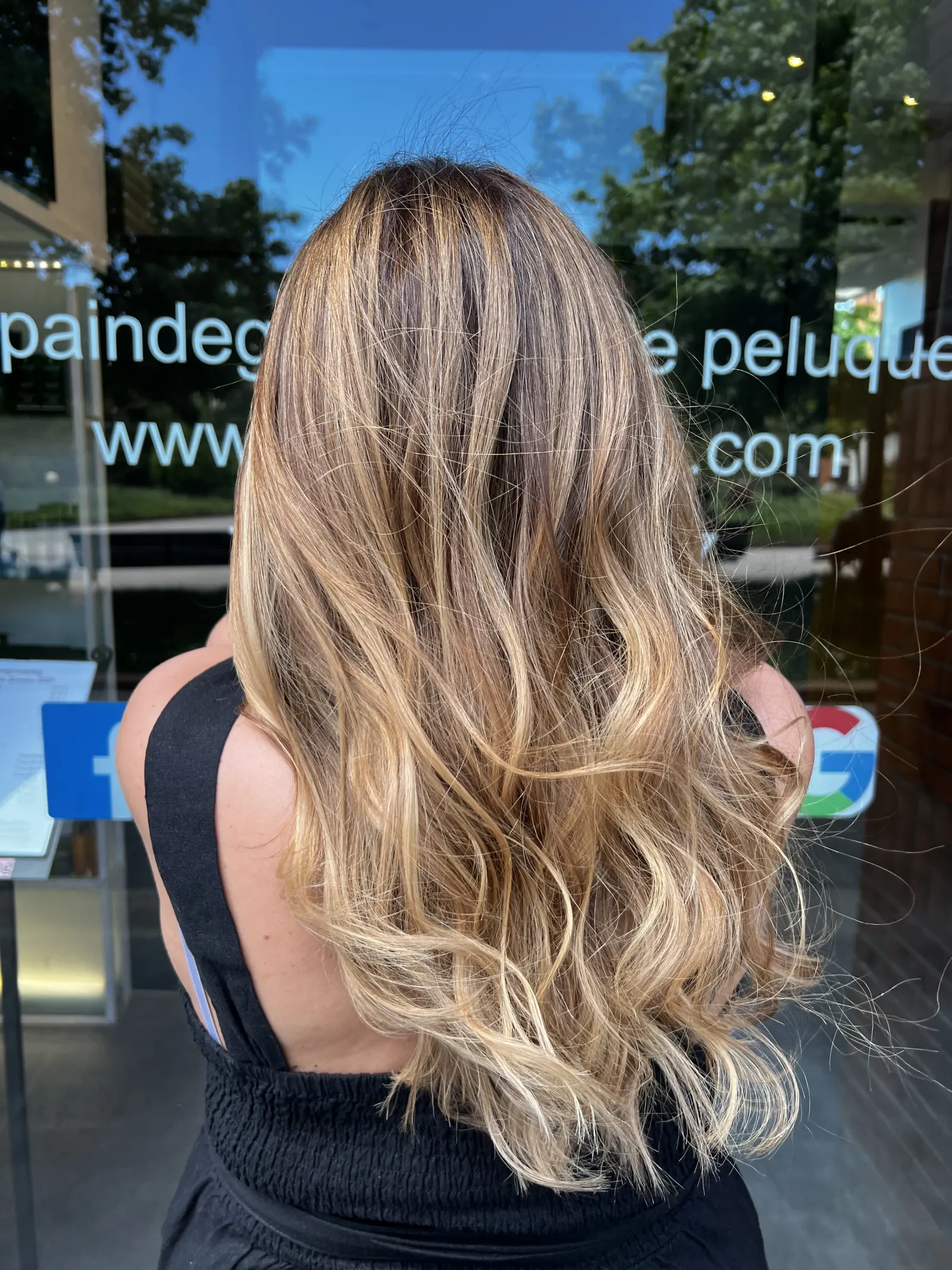 Escaparate de Prego Styling en Avenida del Ángel, Getxo